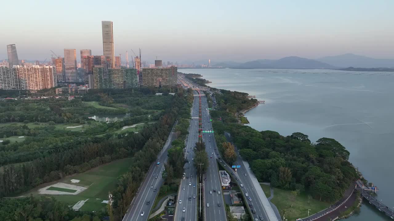 广东省深圳市南山区深圳湾体育中心华润大厦航拍视频素材