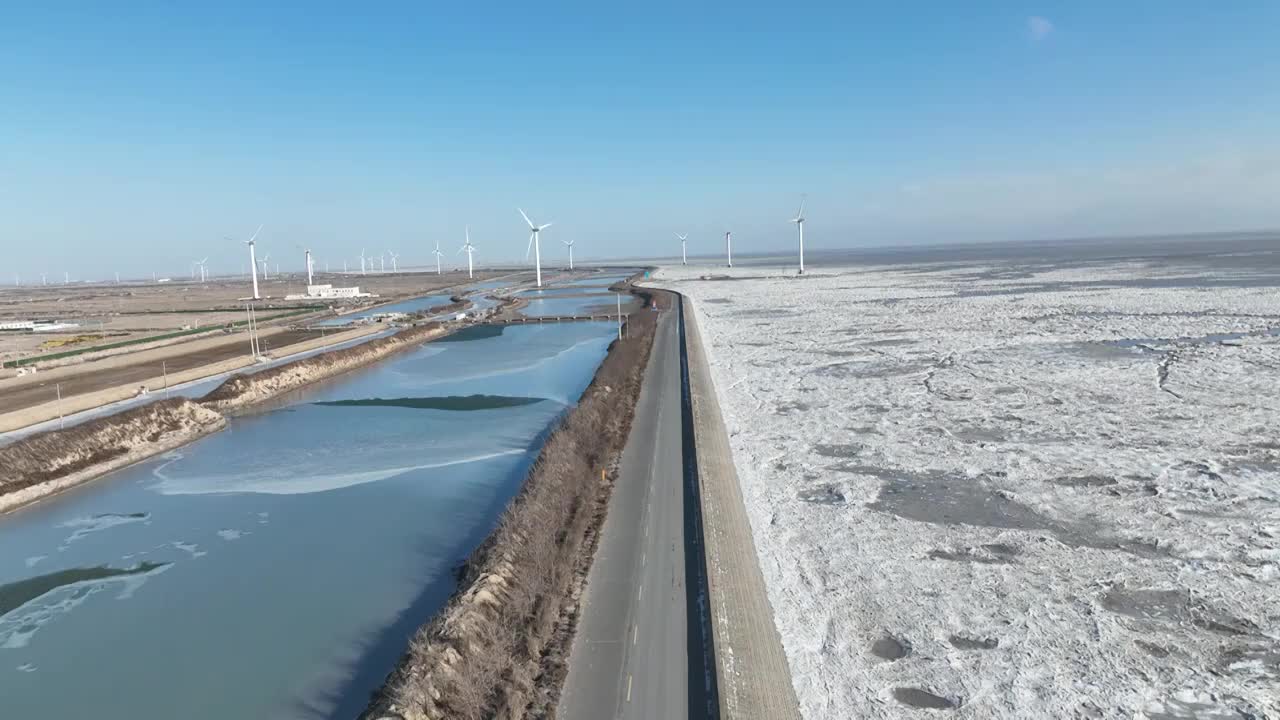 航拍冬天的东营黄河口湿地视频素材