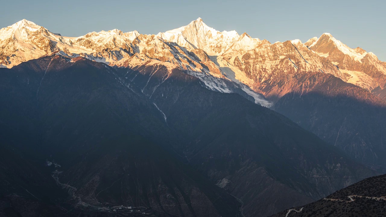 德钦县，梅里雪山，卡瓦格博峰，日照金山，延时视频下载