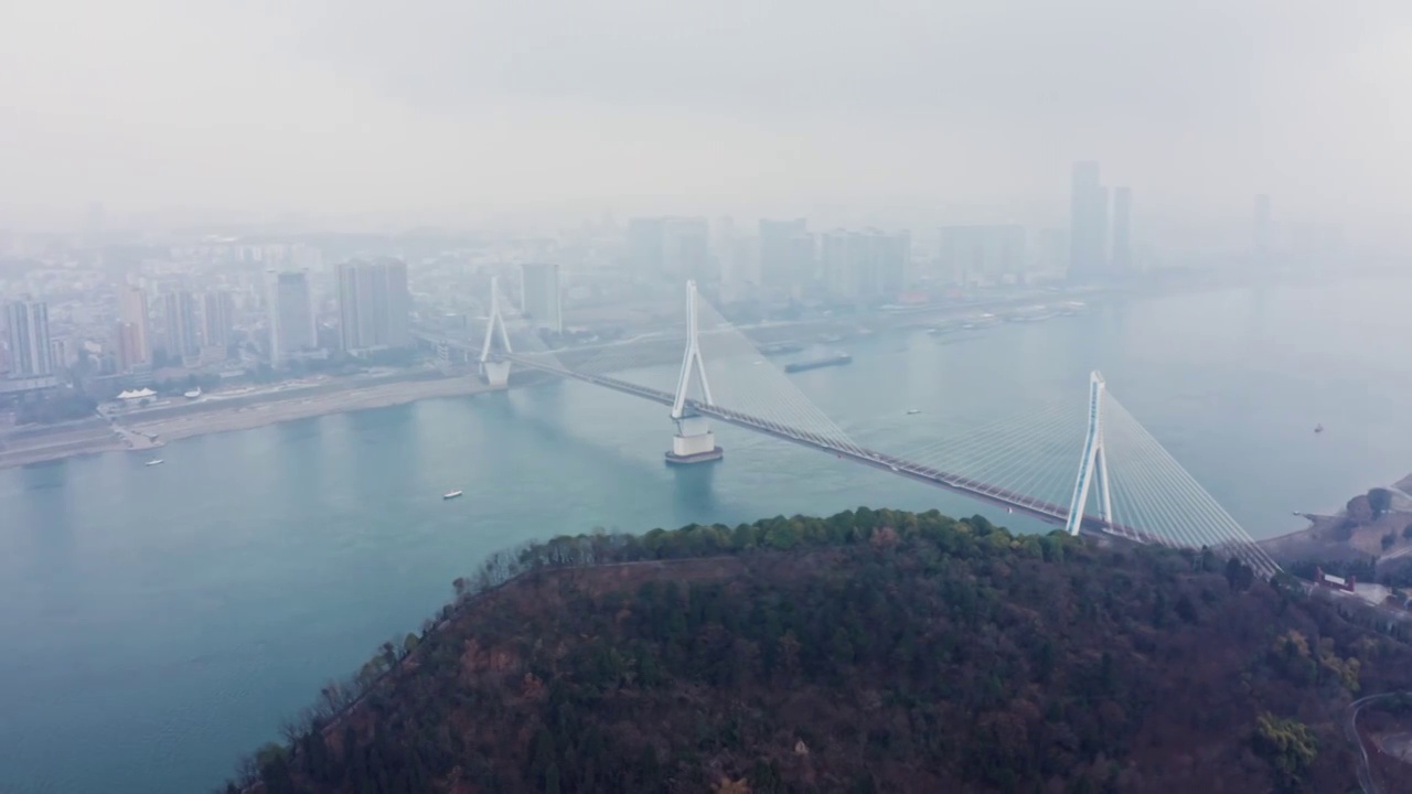 湖北宜昌夷陵长江大桥航拍视频素材