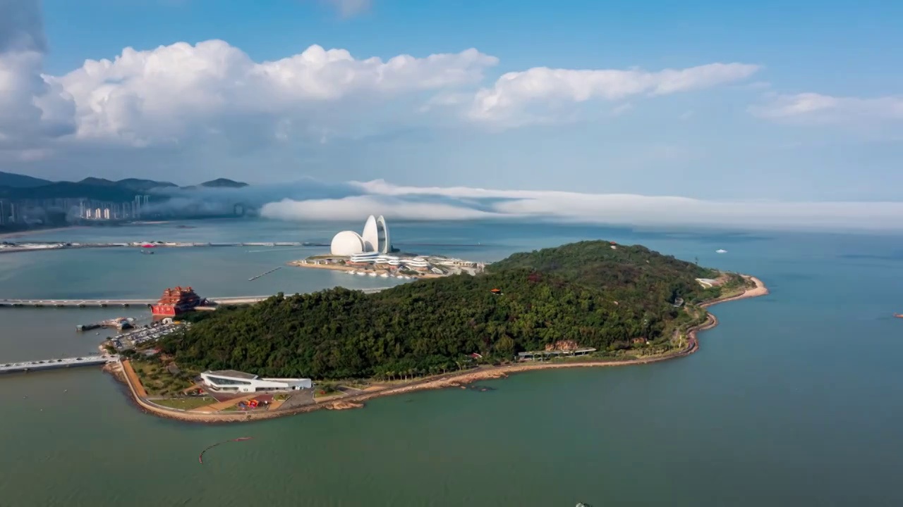 珠海日月贝大剧院云海航拍延时视频素材