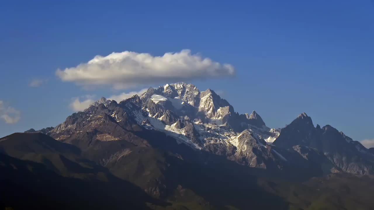 云南丽江玉龙雪山延时视频素材