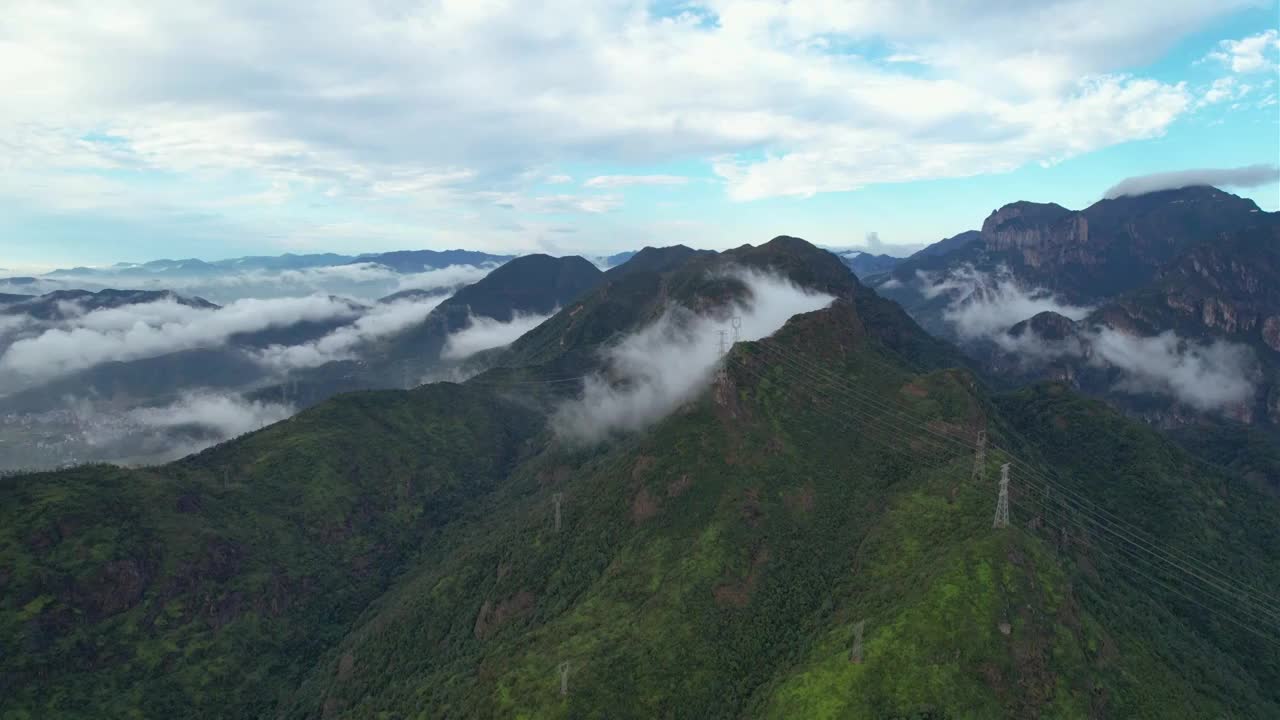 浙江雁荡山云海仙境秋季自然风光航拍视频素材