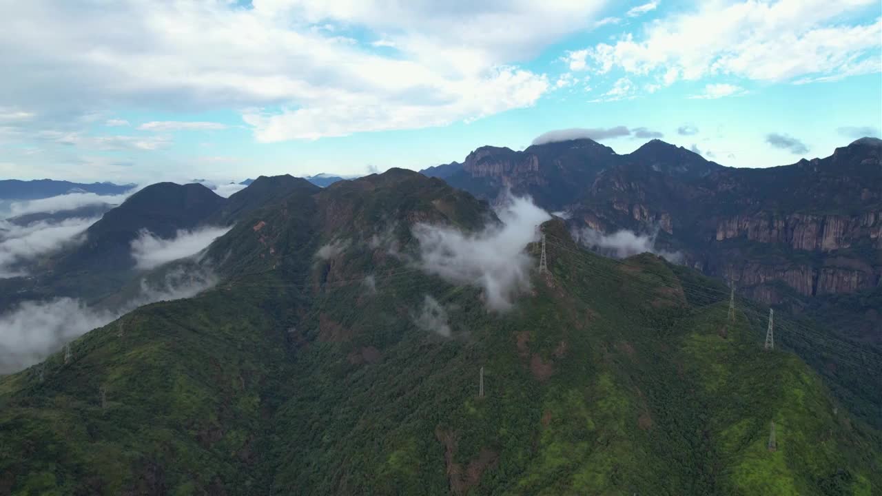 浙江雁荡山云海仙境秋季自然风光航拍视频素材