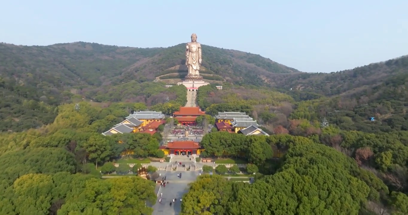 江苏省无锡市灵山胜境风景区灵山大佛青铜像风光视频素材