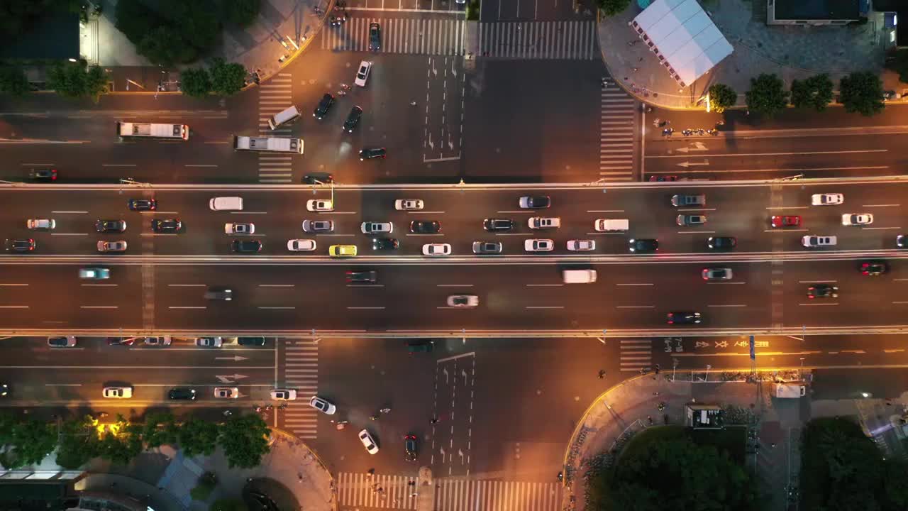 航拍上海城市道路交通夜景视频素材