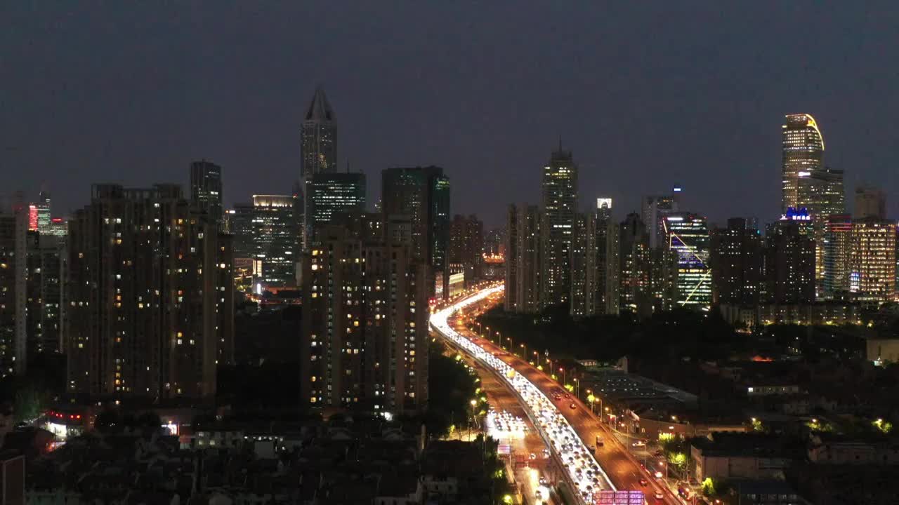 航拍上海城市道路交通夜景视频素材