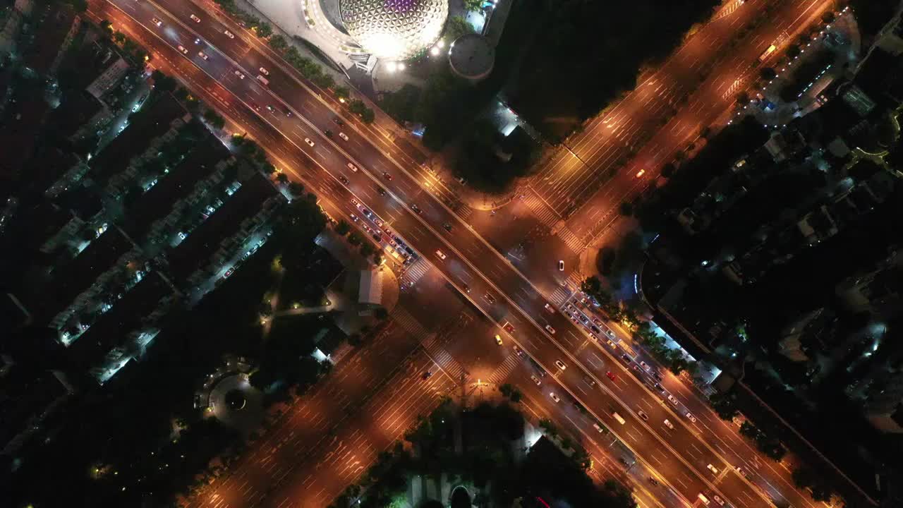 航拍上海城市道路交通夜景视频素材