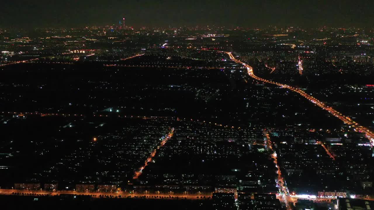 航拍上海城市道路交通夜景视频素材