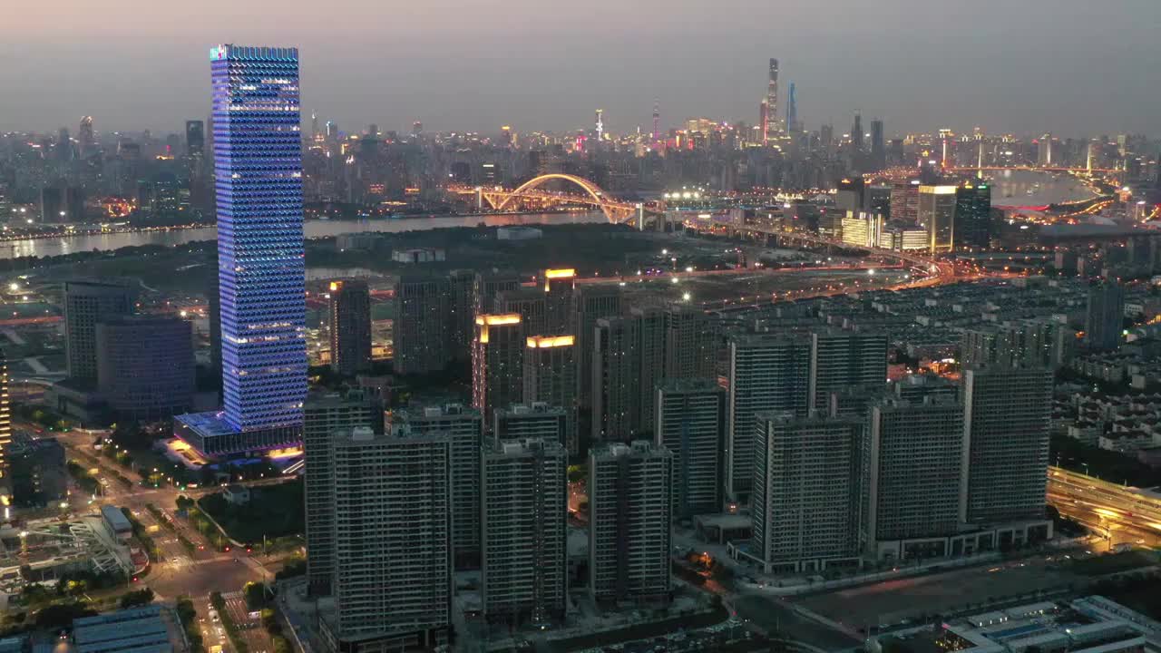 航拍上海前滩城市建筑风光夜景视频素材