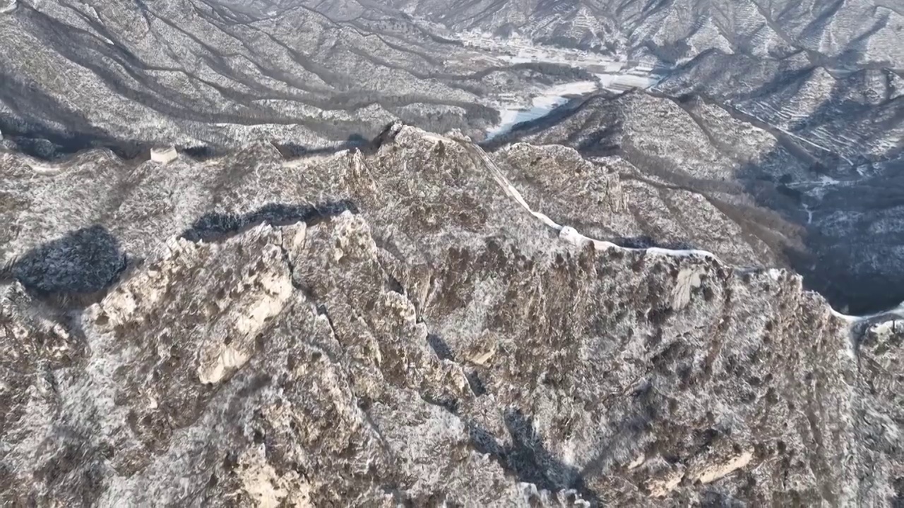 北京大雪后的箭扣长城视频素材