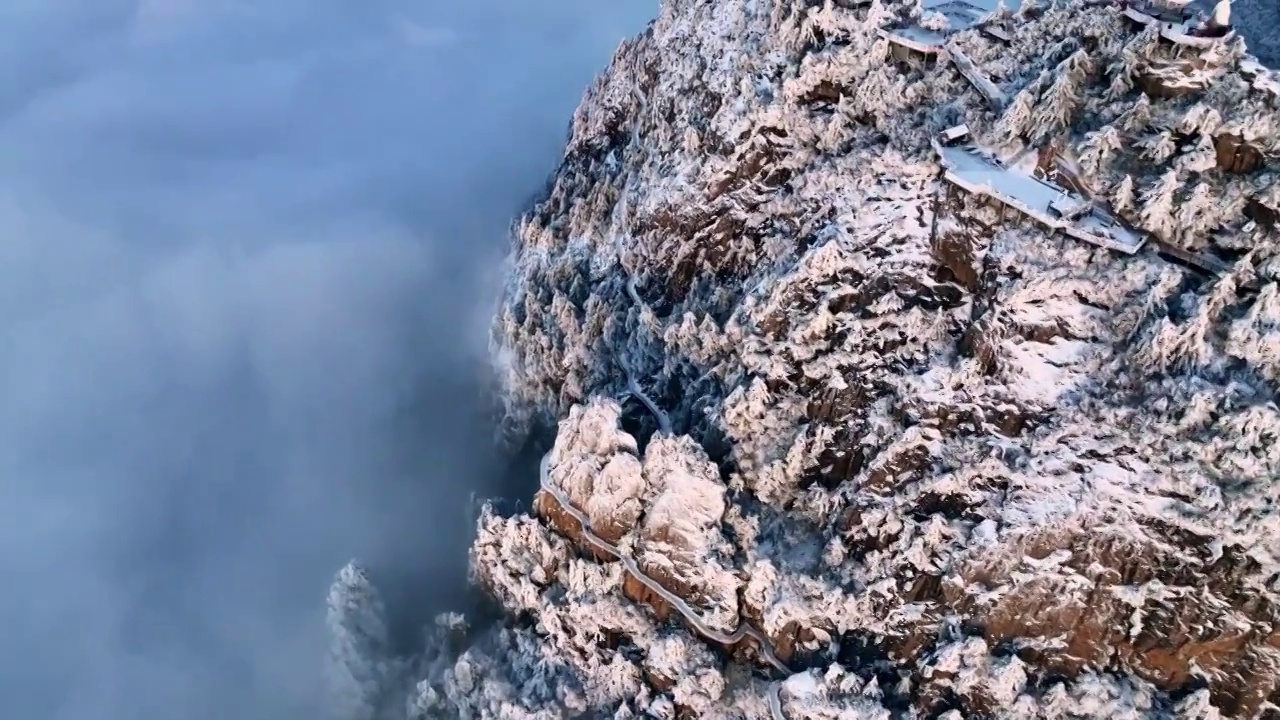 老君山雪景云海雾凇航拍视频素材