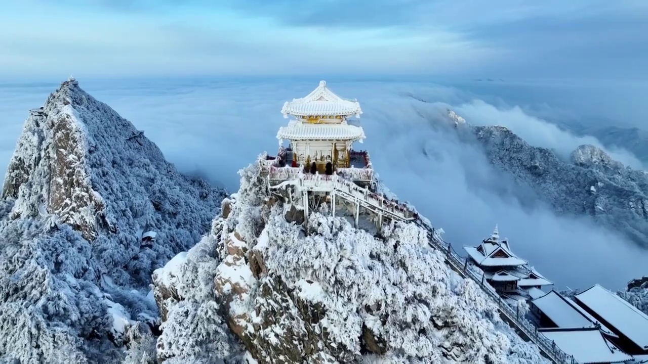 老君山雪景云海雾凇航拍视频素材