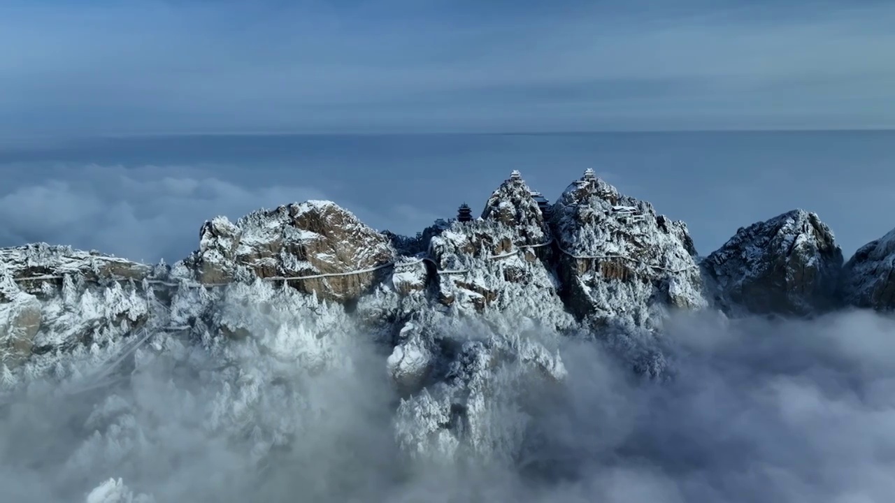 老君山雪景云海雾凇航拍视频素材