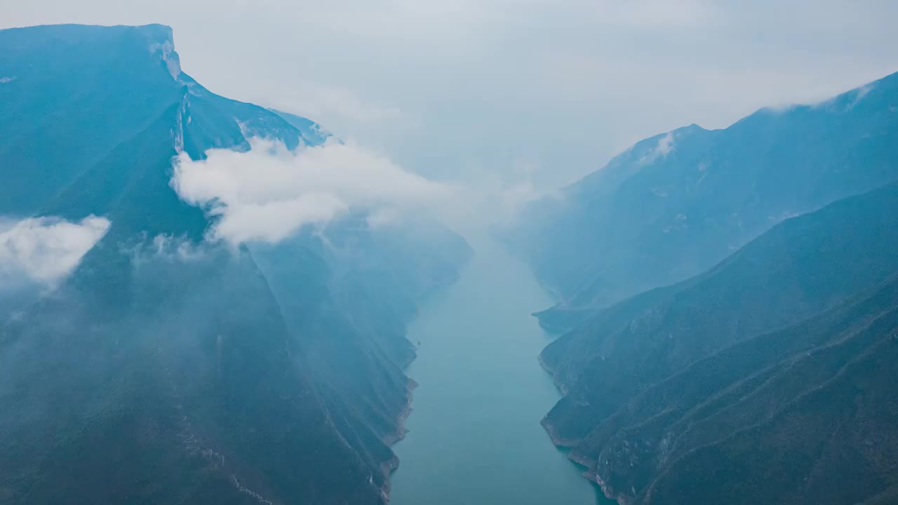 8K长江三峡壮丽河山俯视长江河道延时视频素材