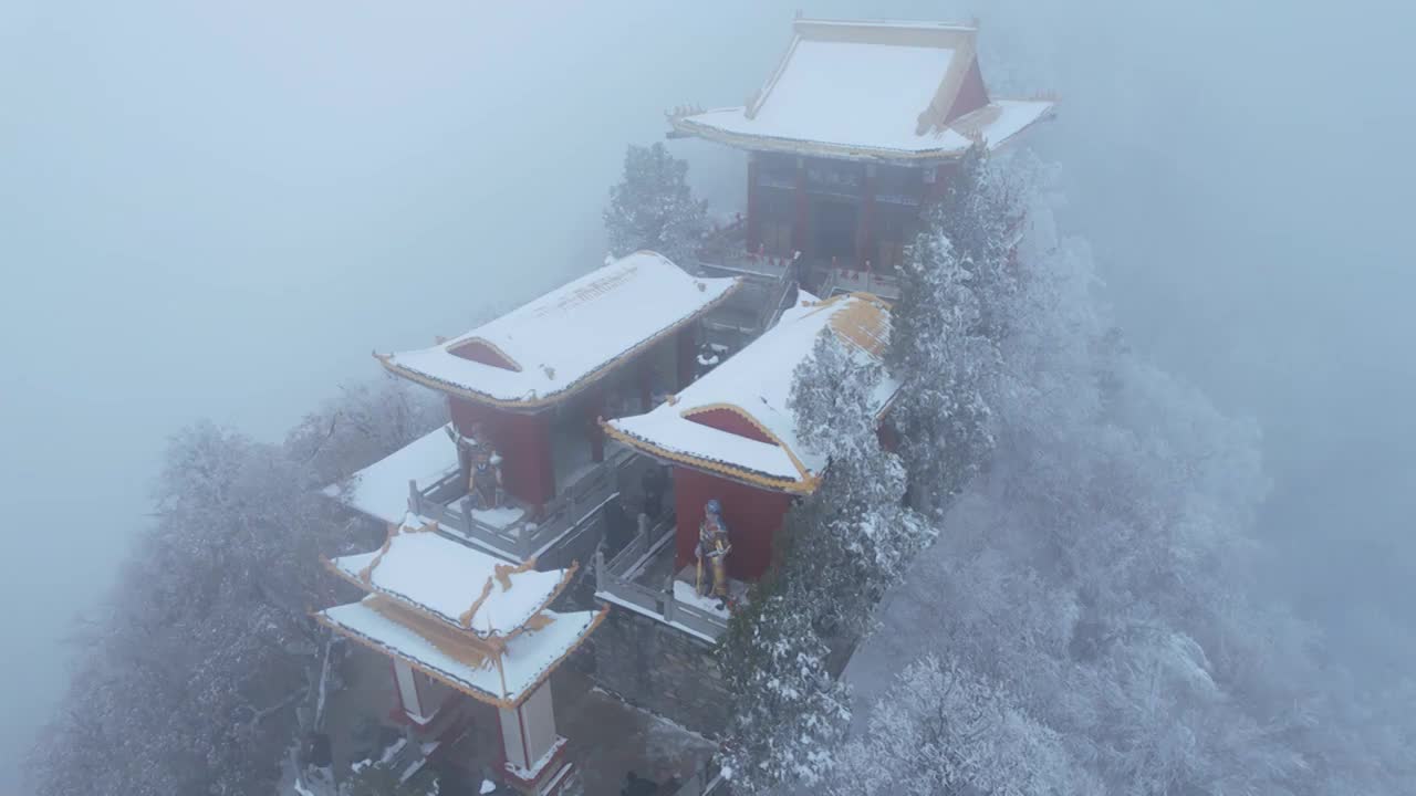 西安南五台雪景航拍视频素材