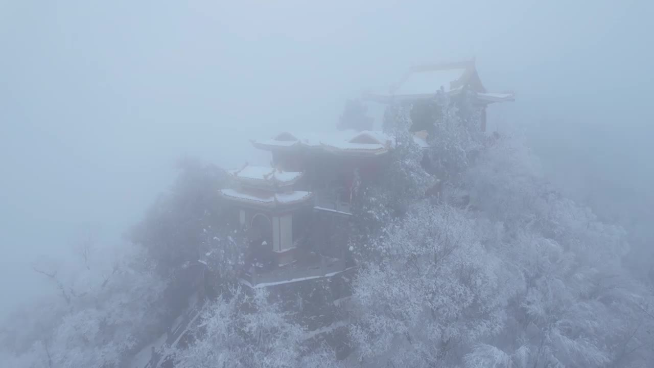 西安南五台雪景航拍视频素材