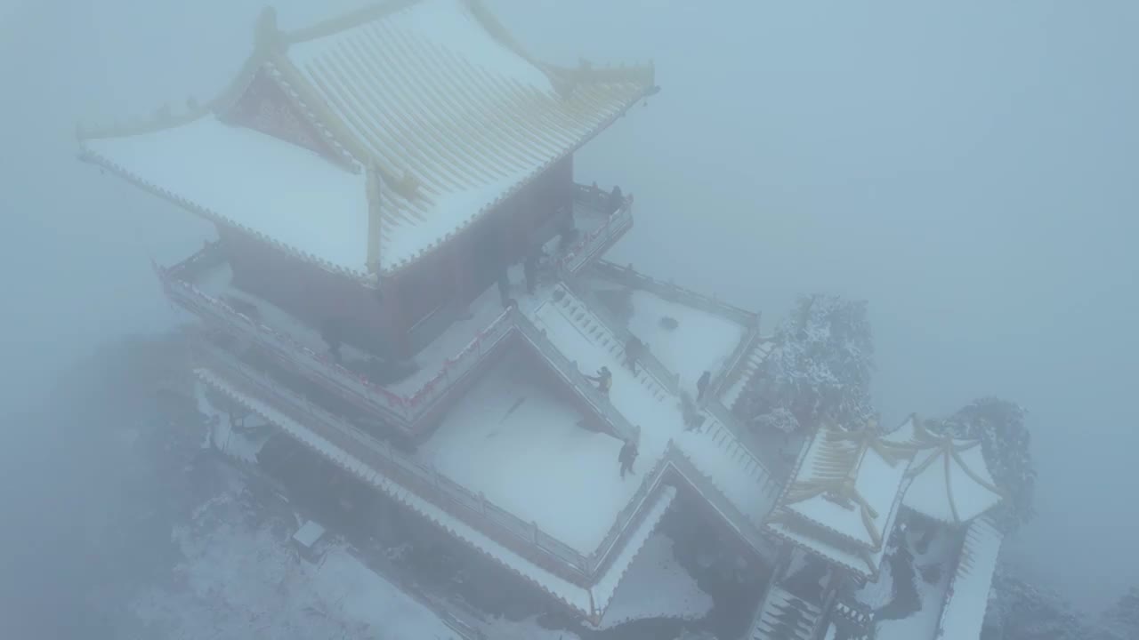 西安南五台雪景航拍视频素材