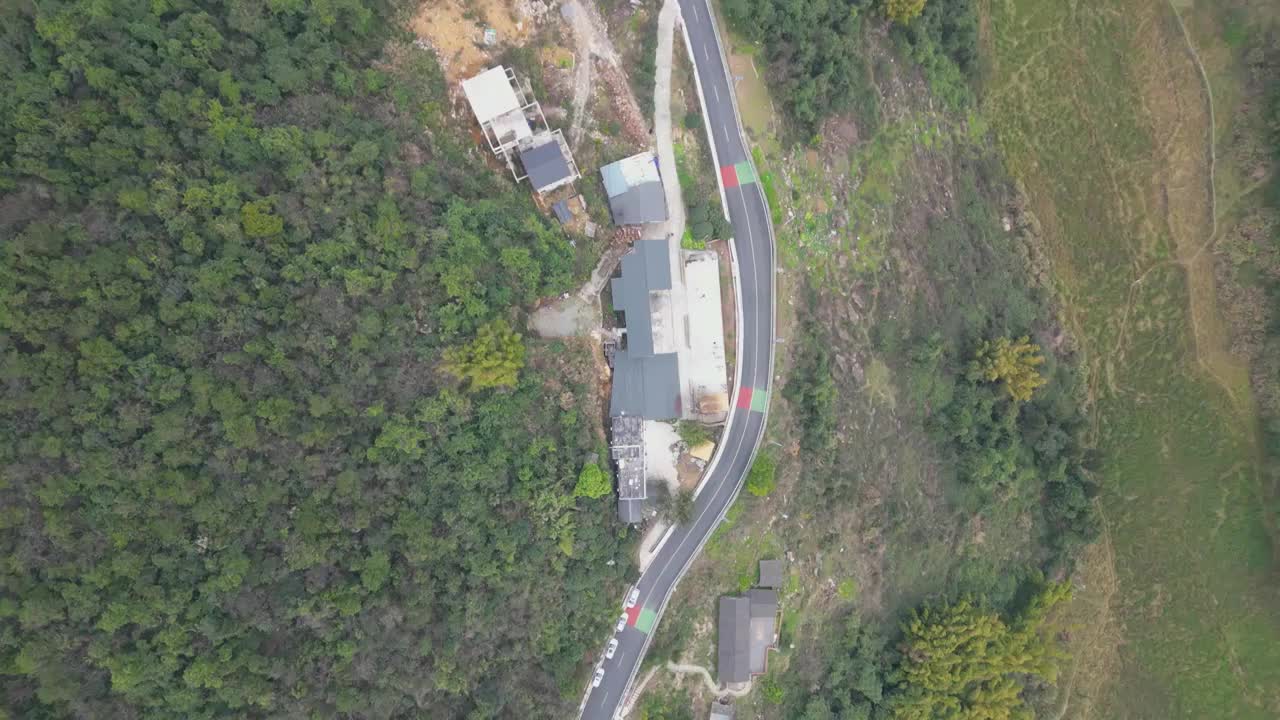 航拍乡村风光：重庆沙坪坝丰文街道三河村缙泉烧陶瓷文创基地视频素材