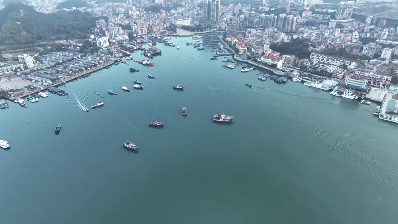 航拍广东惠州大亚湾渔村海景视频素材