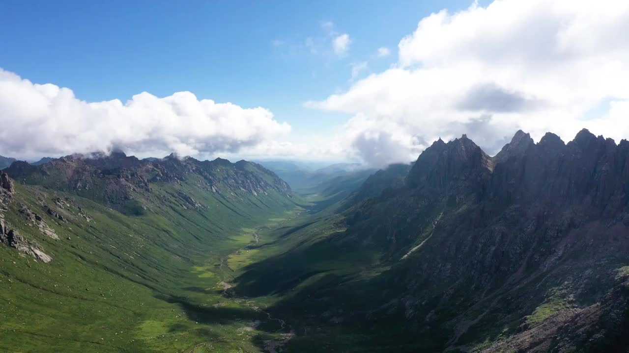 航拍自然山川视频素材