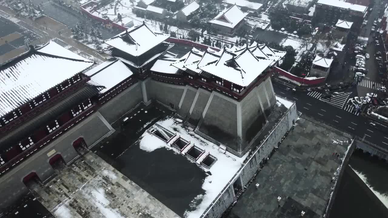 河南洛阳应天门景区雪景视频素材