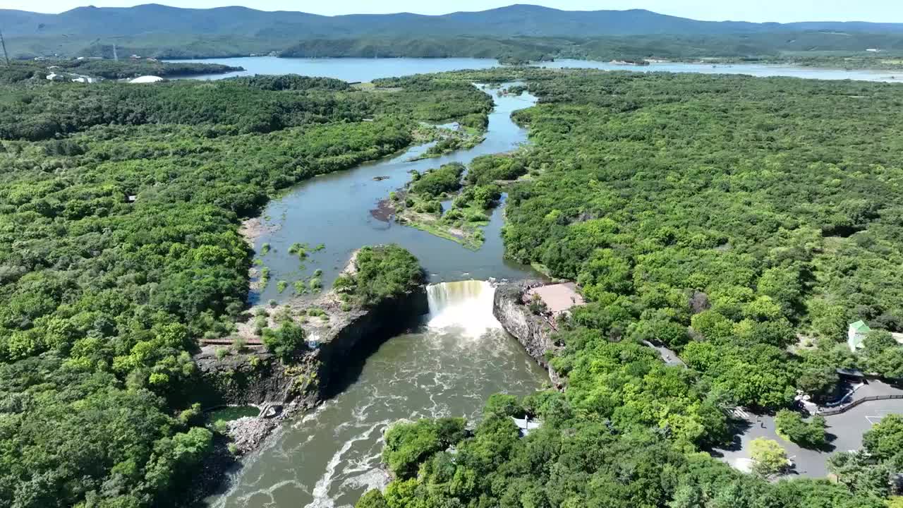 牡丹江镜泊湖风景区航拍视频素材