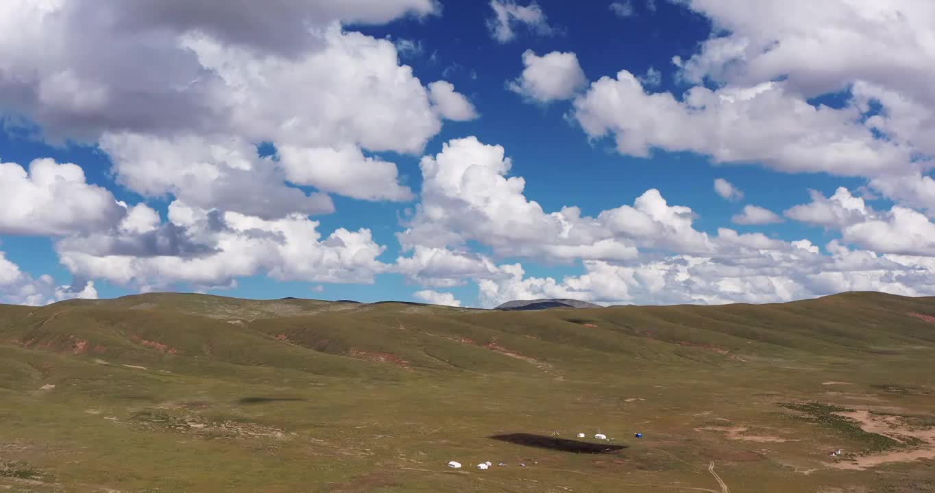 青海果洛：盛夏果洛风光视频素材