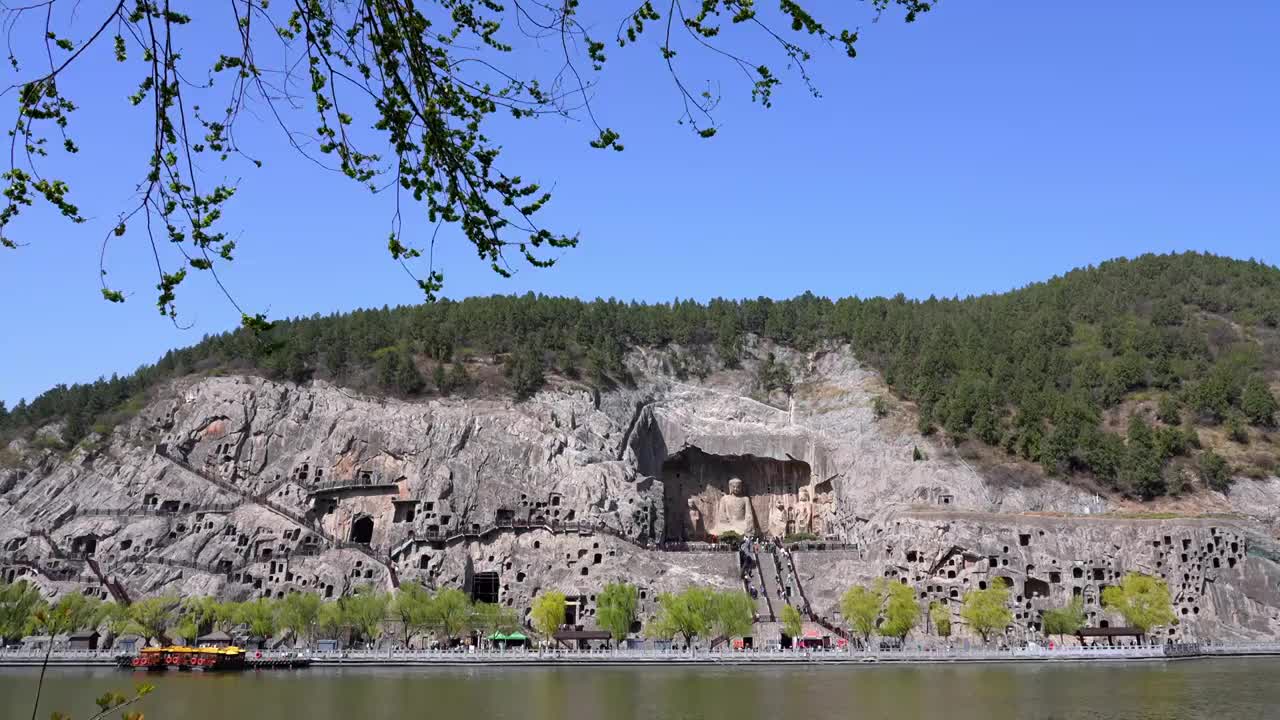 世界文化遗产著名景点旅游洛阳龙门石窟石刻雕像视频素材