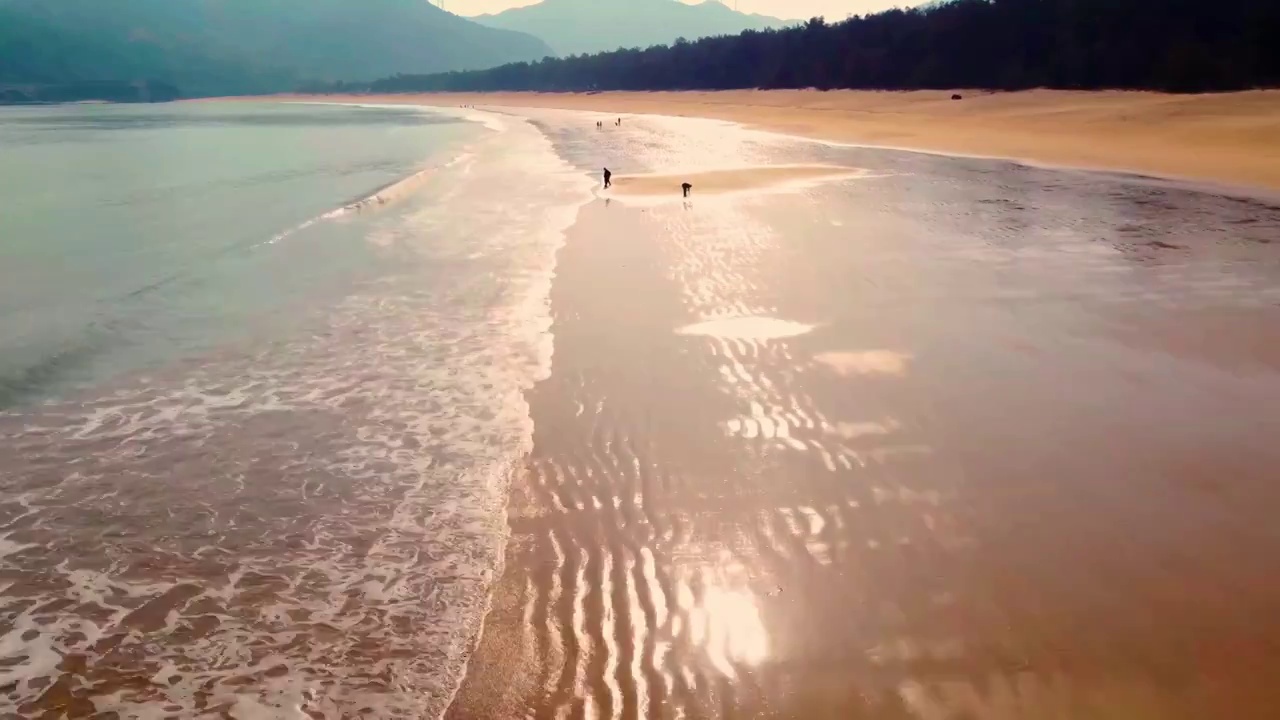 午后的海滩视频素材