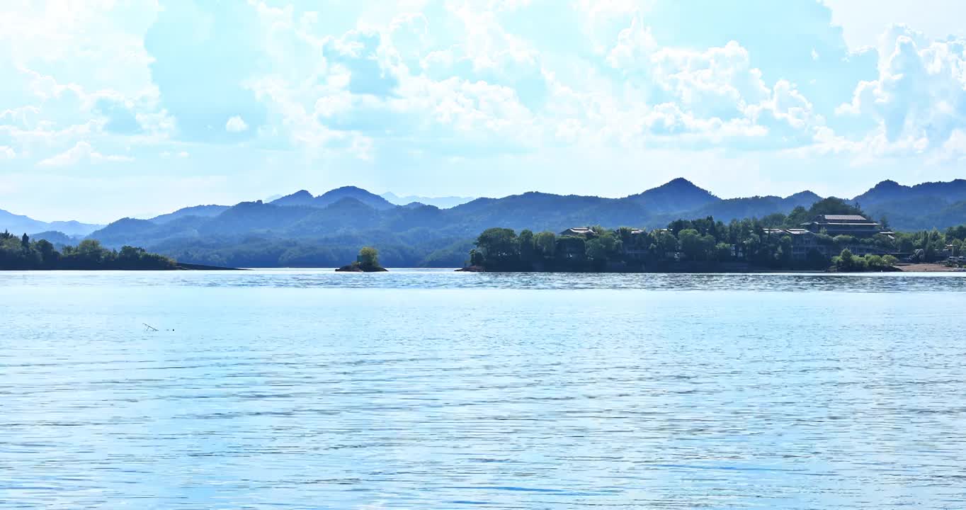 中国杭州千岛湖山脉湖泊自然风光视频素材