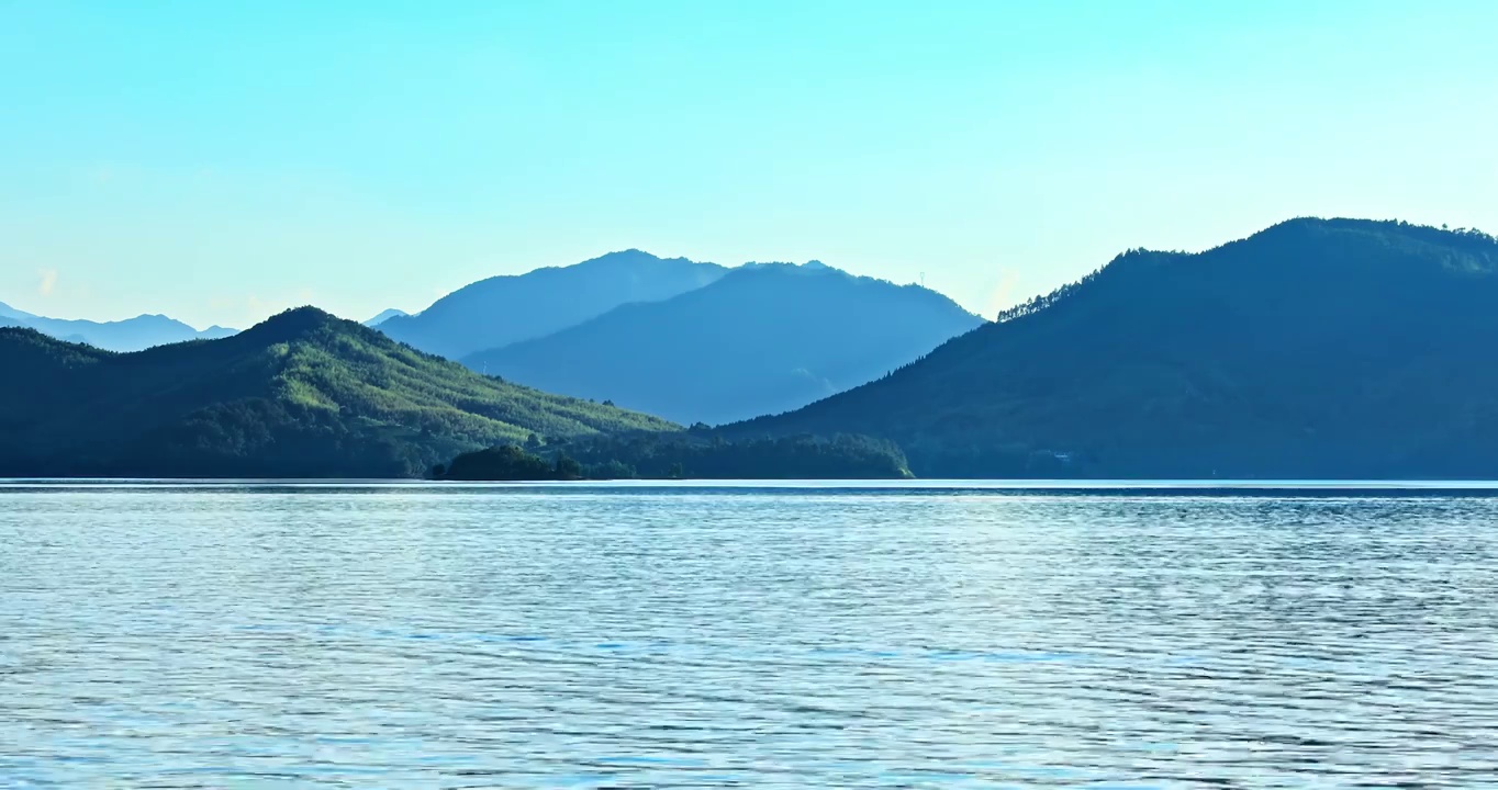 中国杭州千岛湖山脉湖泊自然风光视频素材