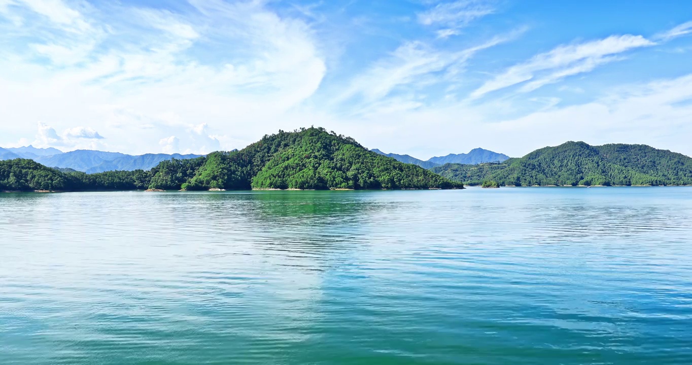 中国杭州千岛湖山脉湖泊自然风光视频素材