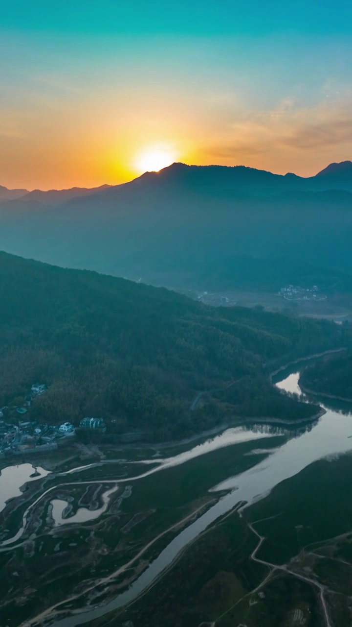 黄山宏村景区日出风光延迟视频素材