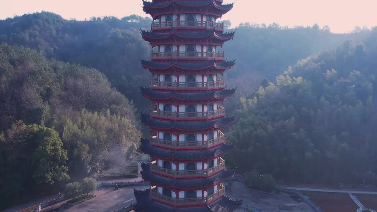 绍兴新昌大佛寺山间古塔航拍视频素材