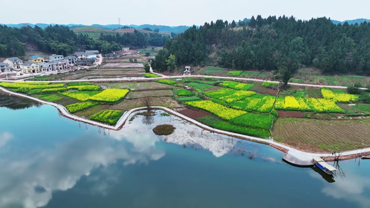 航拍四川资阳跑马滩水库视频素材