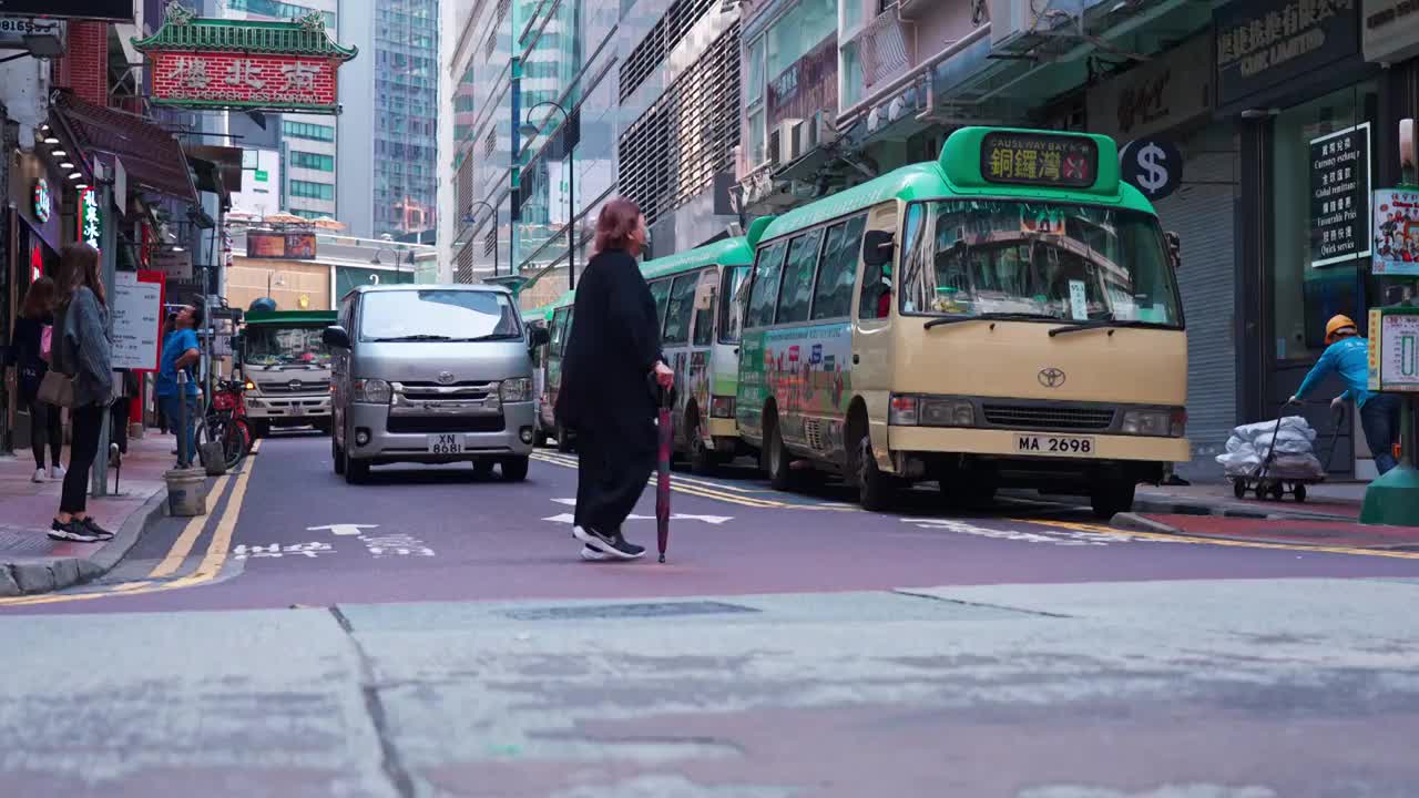 香港铜锣湾小巴视频素材