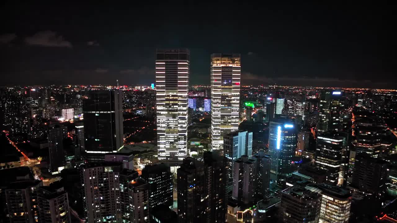 上海虹口北外滩来福士夜景航拍视频素材