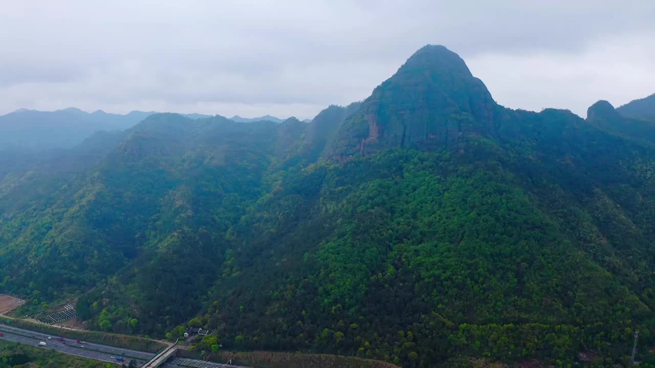 浙江绍兴斗岩风景区4K航拍视频素材