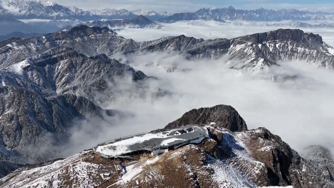 牛背山观景台视频下载