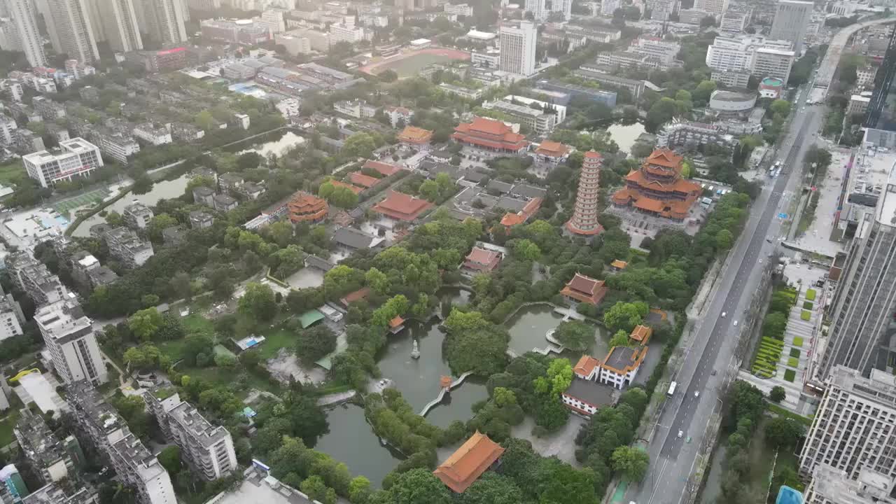 航拍福州城市平流雾美景视频素材