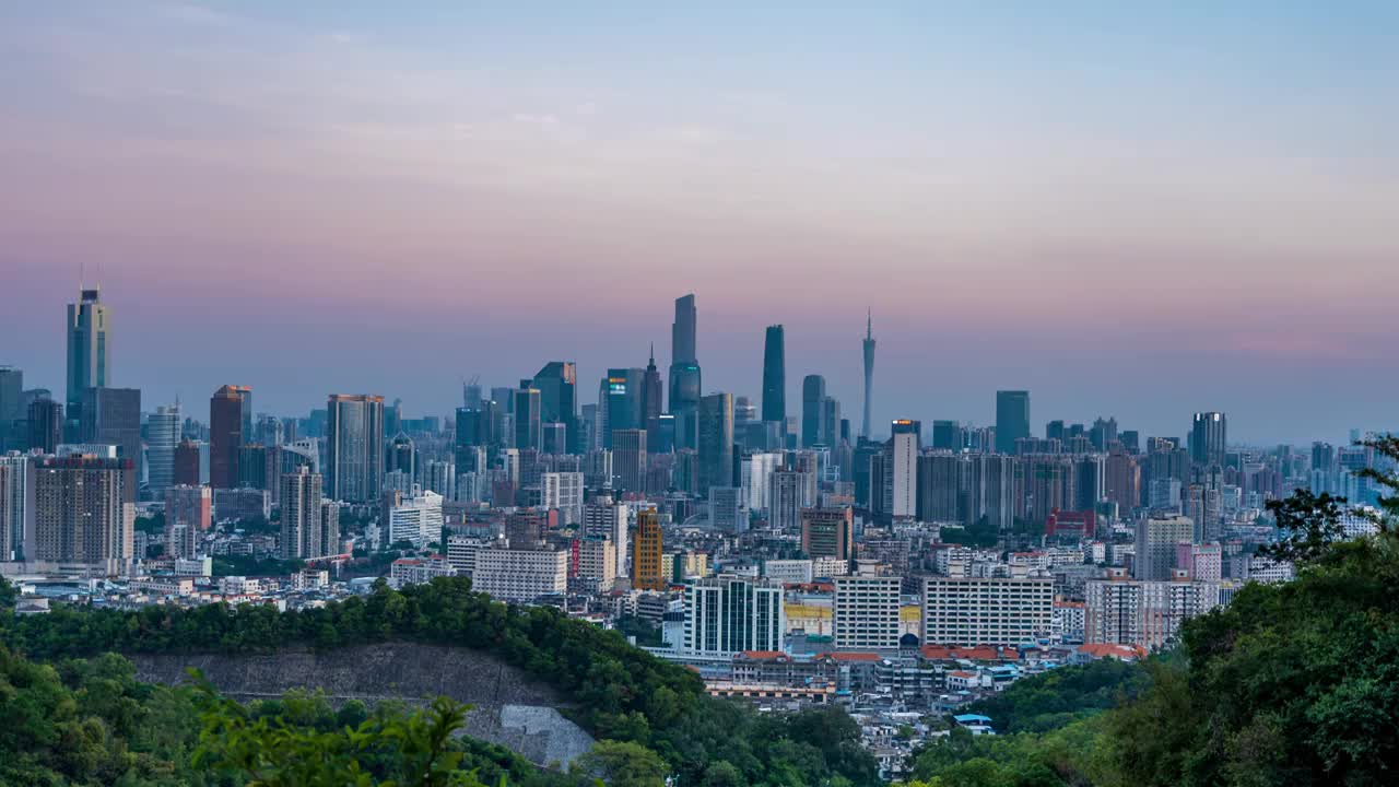 广州经济金融区城市天际线晚霞及日转夜延时视频素材