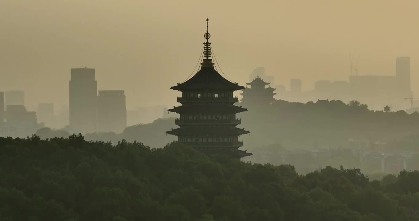 航拍西湖雷峰塔视频素材