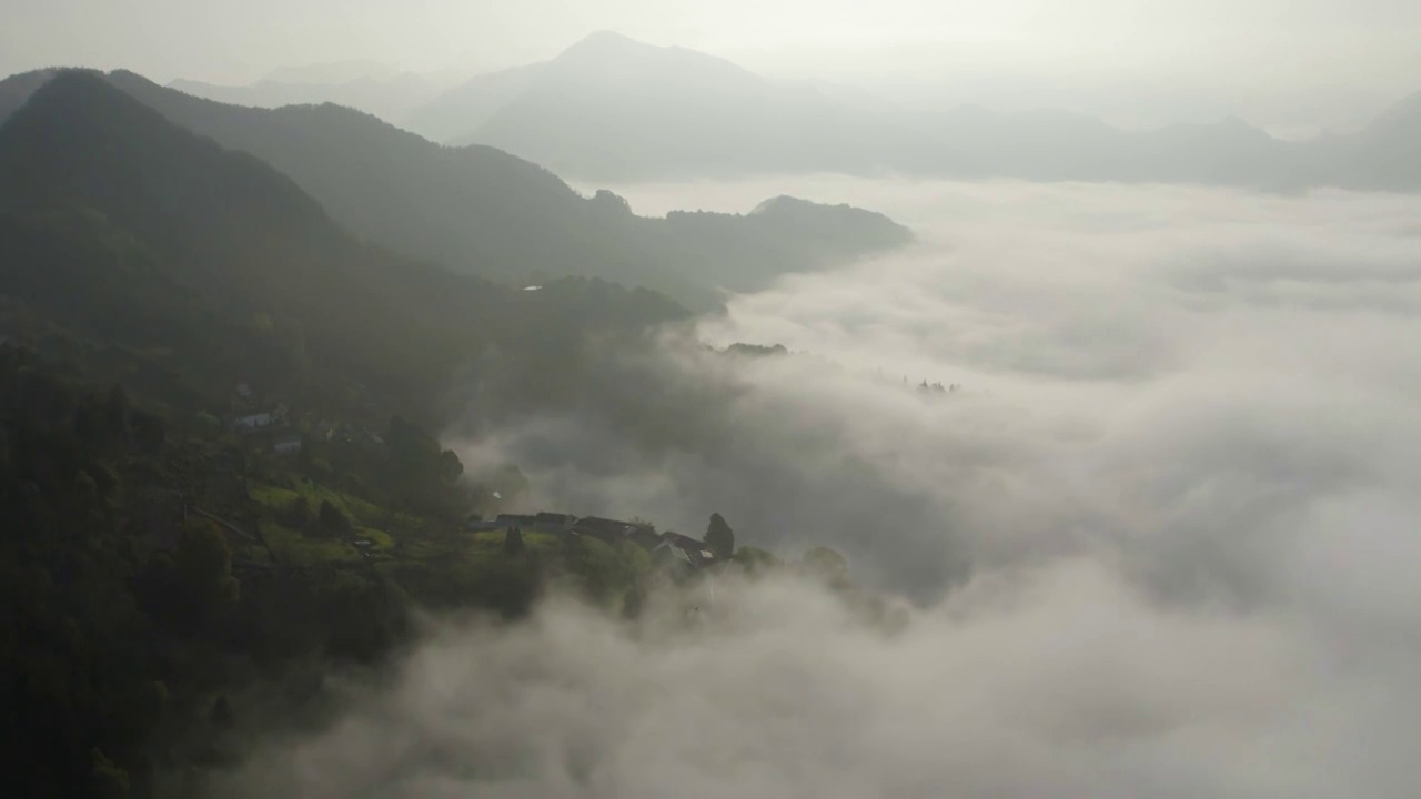 皖南歙县大洲源蜘蛛肚高山云海视频素材