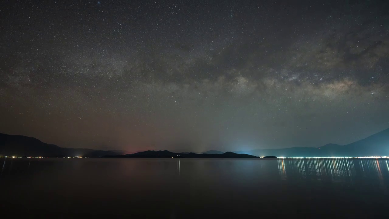 云南丽江泸沽湖星空银河延时视频素材