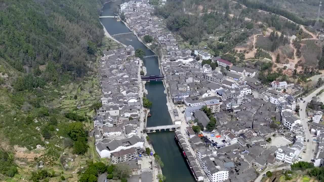 航拍江西瑶里古镇白昼风光视频素材