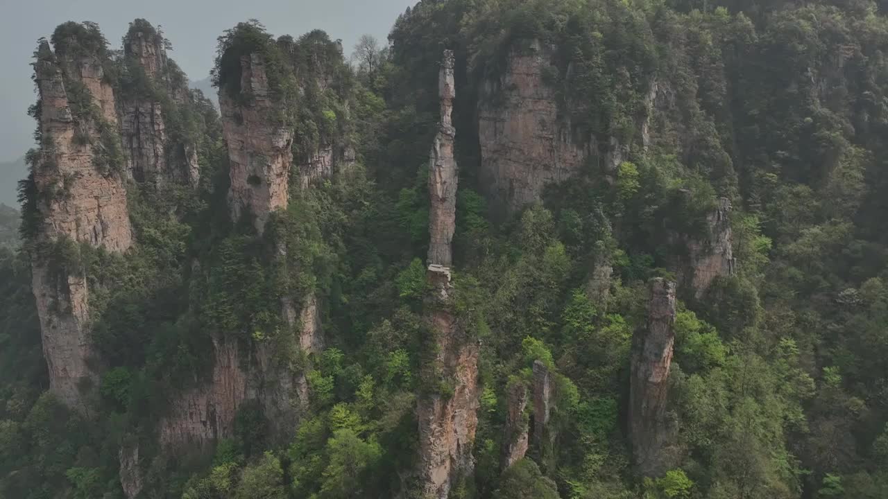 张家界国家森林公园袁家界景区航拍视频素材