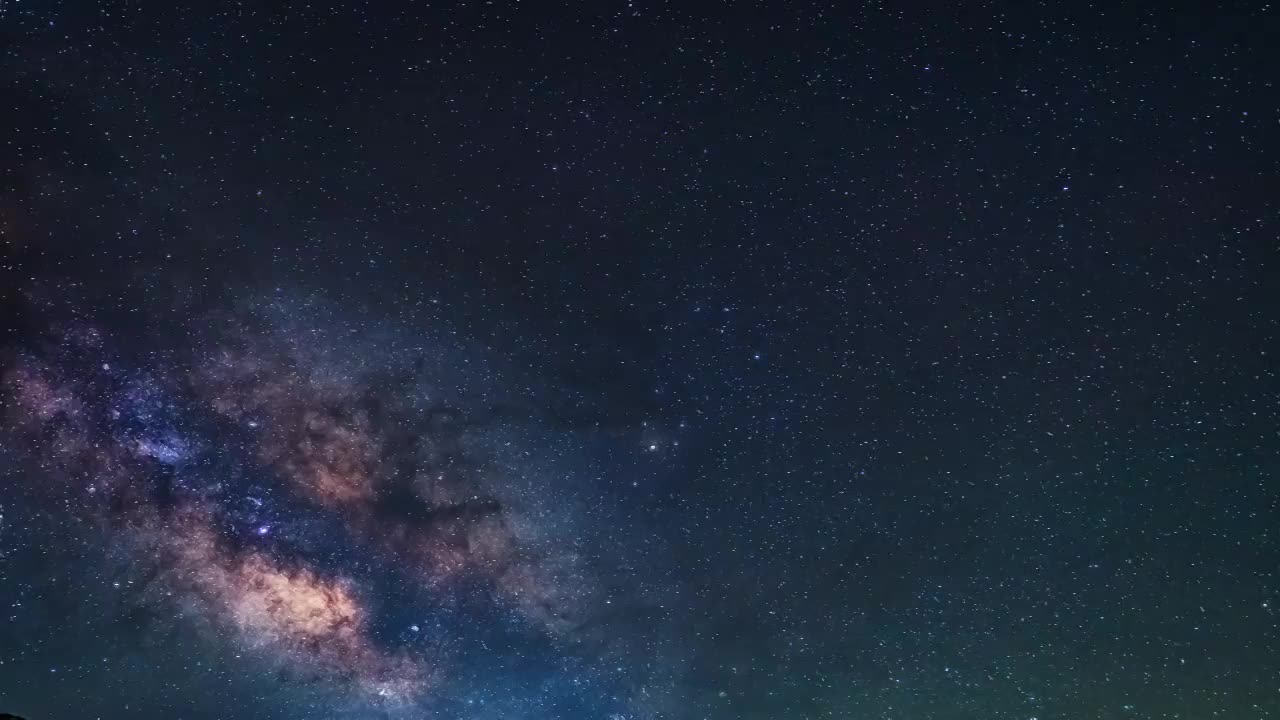 干净的夏季银河星空延时背景视频素材