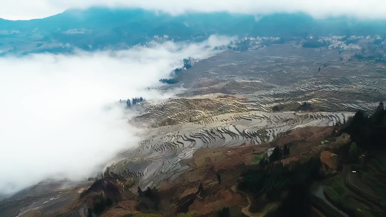 航拍云南省红河州元阳哈尼梯田视频素材