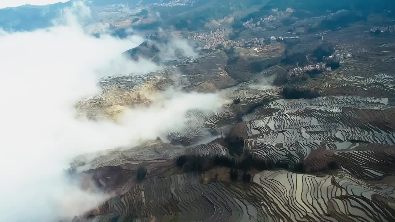 航拍云南省红河州元阳哈尼梯田视频素材